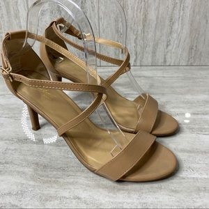 Thalia Sodi Darria2 Nude Strapy Sandal Heels